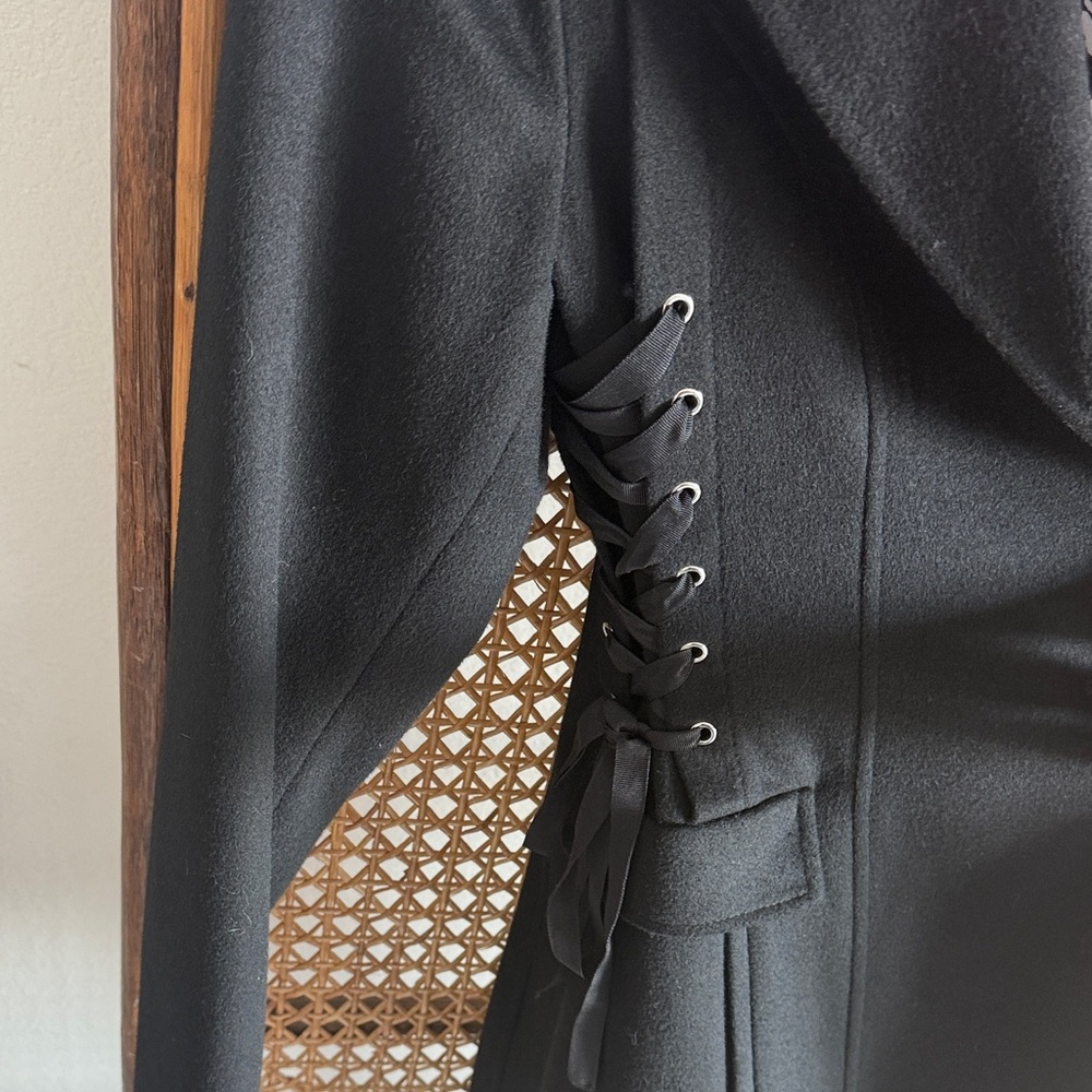 Betsey Johnson Black Corset Trench Coat with Floral Lining - Picture 3 of 7